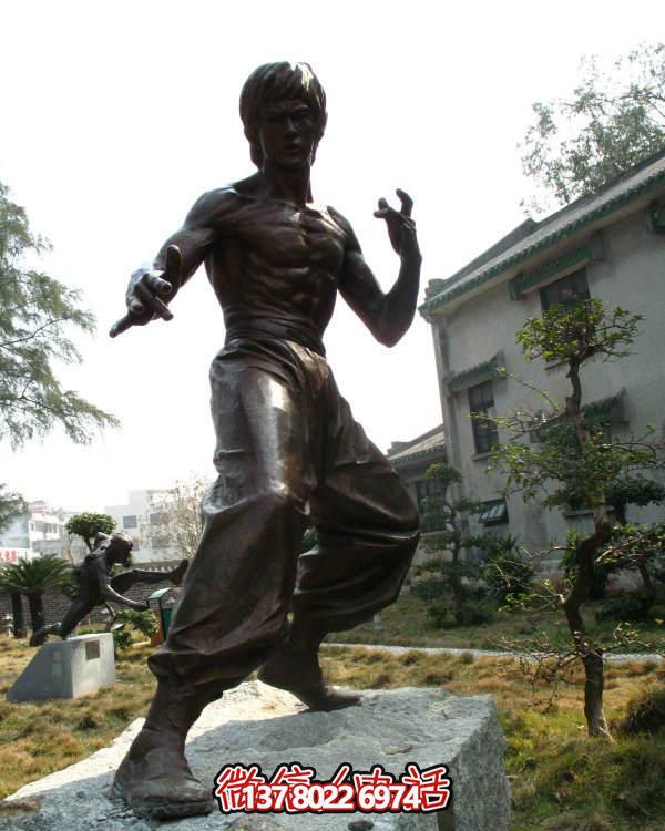 仿銅雕李小龍功夫玻璃鋼影院創(chuàng)意雕塑 仿銅雕李小龍功夫玻璃鋼影院創(chuàng)意雕塑