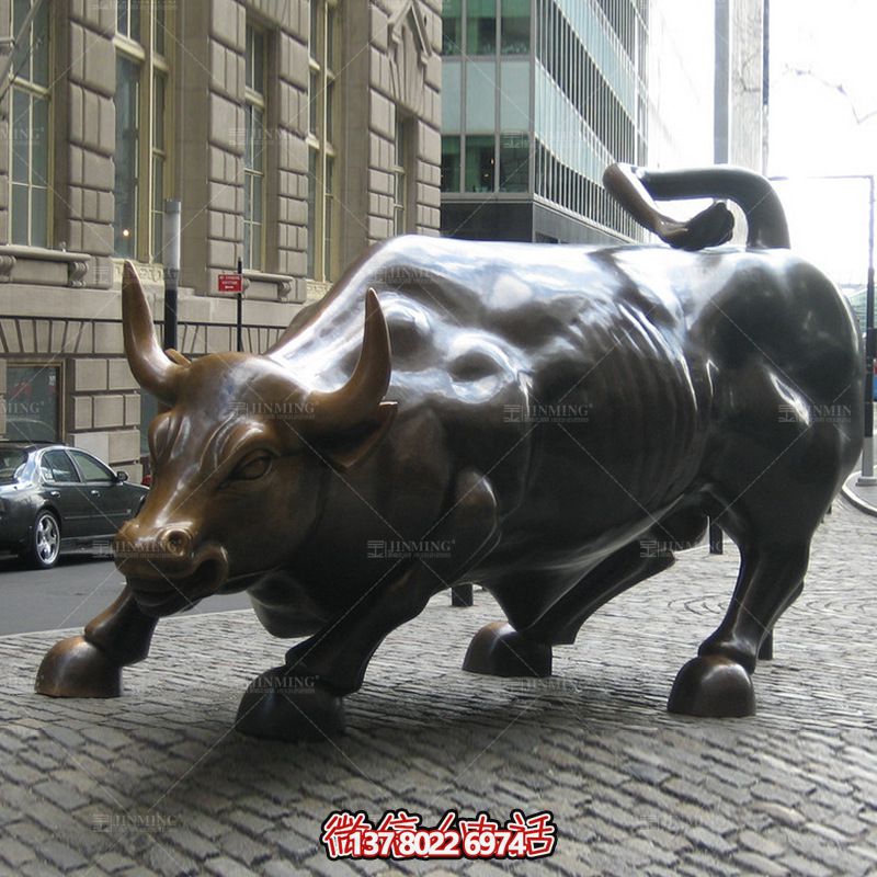 玻璃鋼仿真牛雕塑，精美仿真動物裝點城市街道