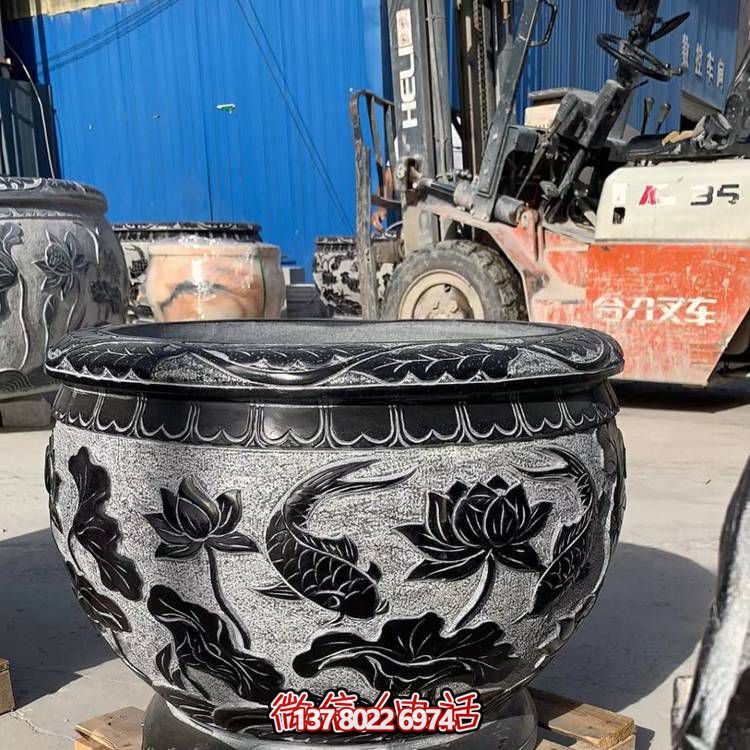 精美荷花浮雕缸，融合經典元素，打造清新安靜空間