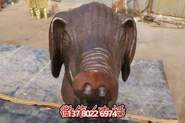 室外豬頭石雕雕塑，添加歡樂氣氛