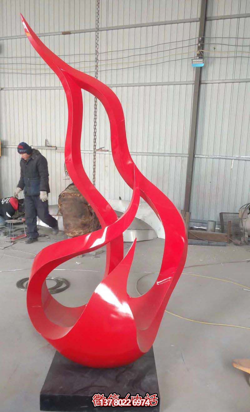 景區院內紅色火苗不銹鋼彩帶雕塑 景區院內紅色火苗不銹鋼彩帶雕塑