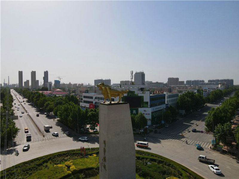 鍛銅站立牛 鍛銅站立牛